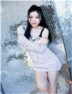 公交车上操了她/巨黄巨肉的腐文